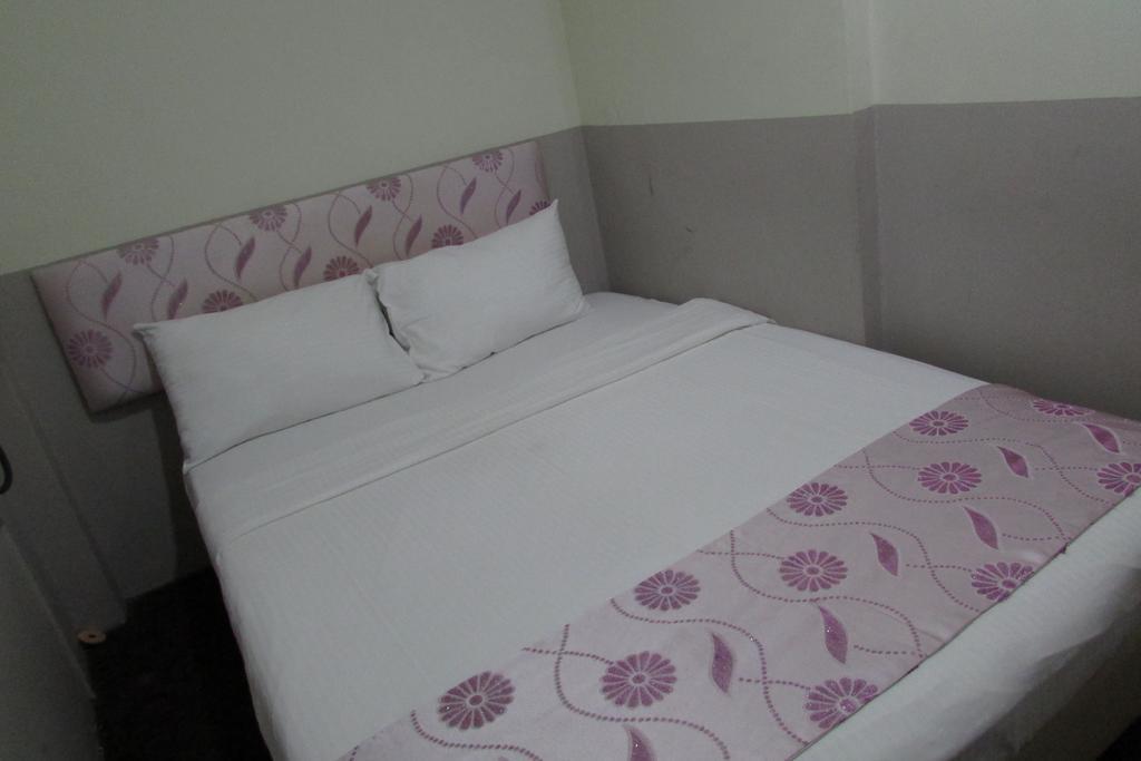 Meriton Hotel Σιγκαπούρη Δωμάτιο φωτογραφία